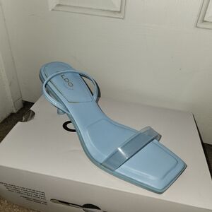 Aldo Deca Blue heeled sandals in size 8